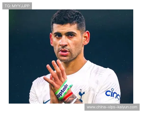 热刺角球战术变奏，罗梅罗点头顶进比分拉开