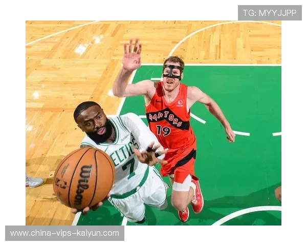 杰伦·布朗狂飙三分，凯尔特人险胜猛龙！