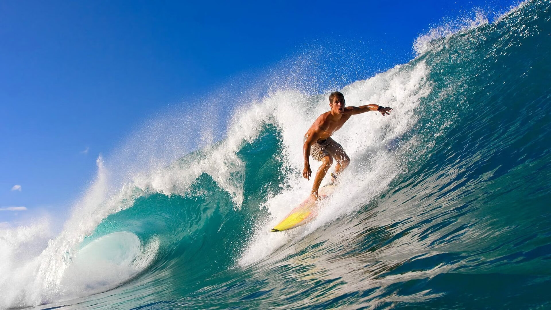 “滑板公园+街头艺术巡礼” 将涂鸦与技艺串联